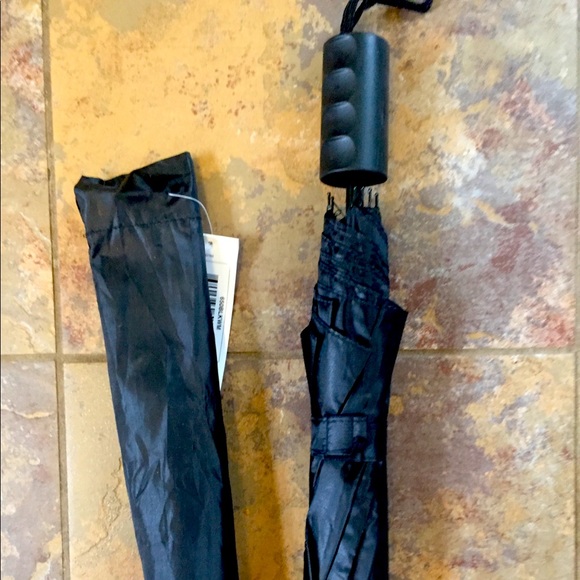 FREE Bundle Add on- Black Umbrella ☔️🖤 - Picture 1 of 4